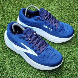 BROOKS GHOST MAX 3 - Womens Sneakers - SIZE 8B